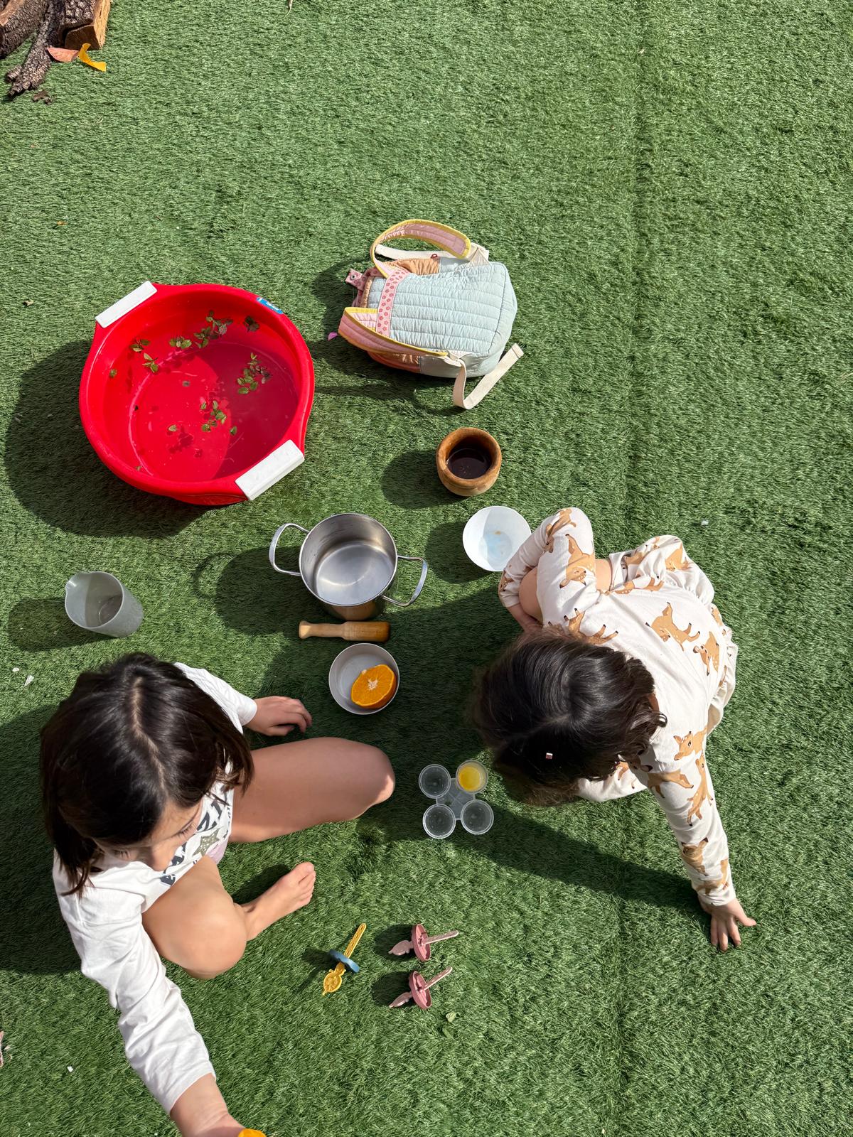 10 juegos colaborativos para casa: menos peleas y más conexión entre hermanos